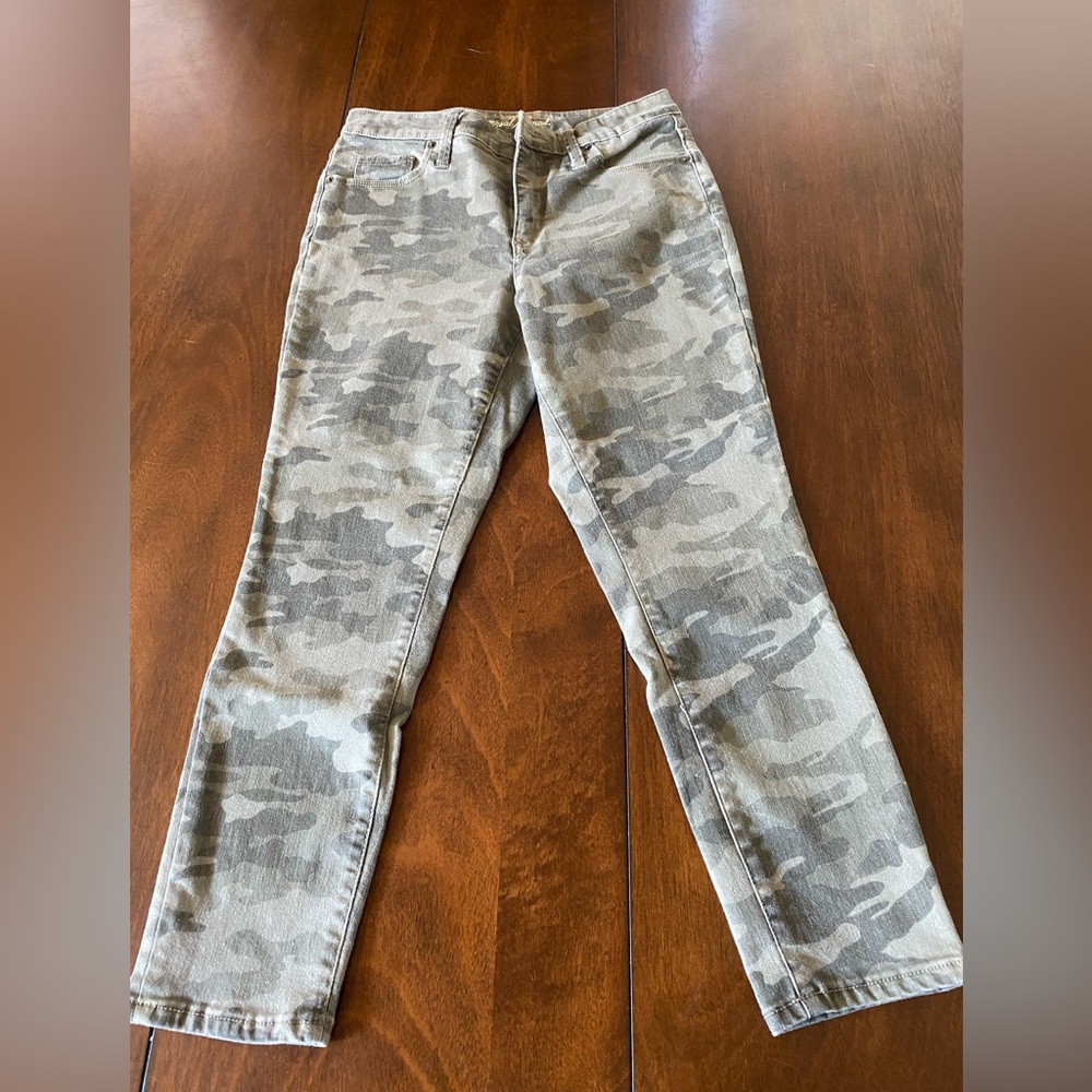 Camo jeans